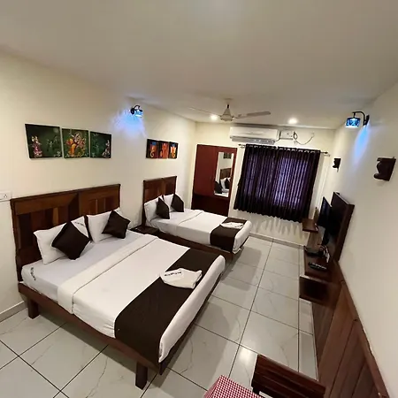 Velan Temple View Hotel Palni Exterior photo